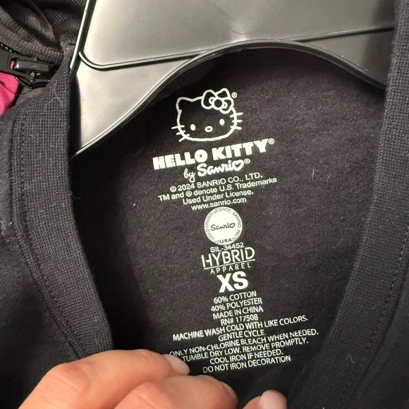 Hello Kitty Tokyo Speed Sweatshirt - Picture 3 of 4